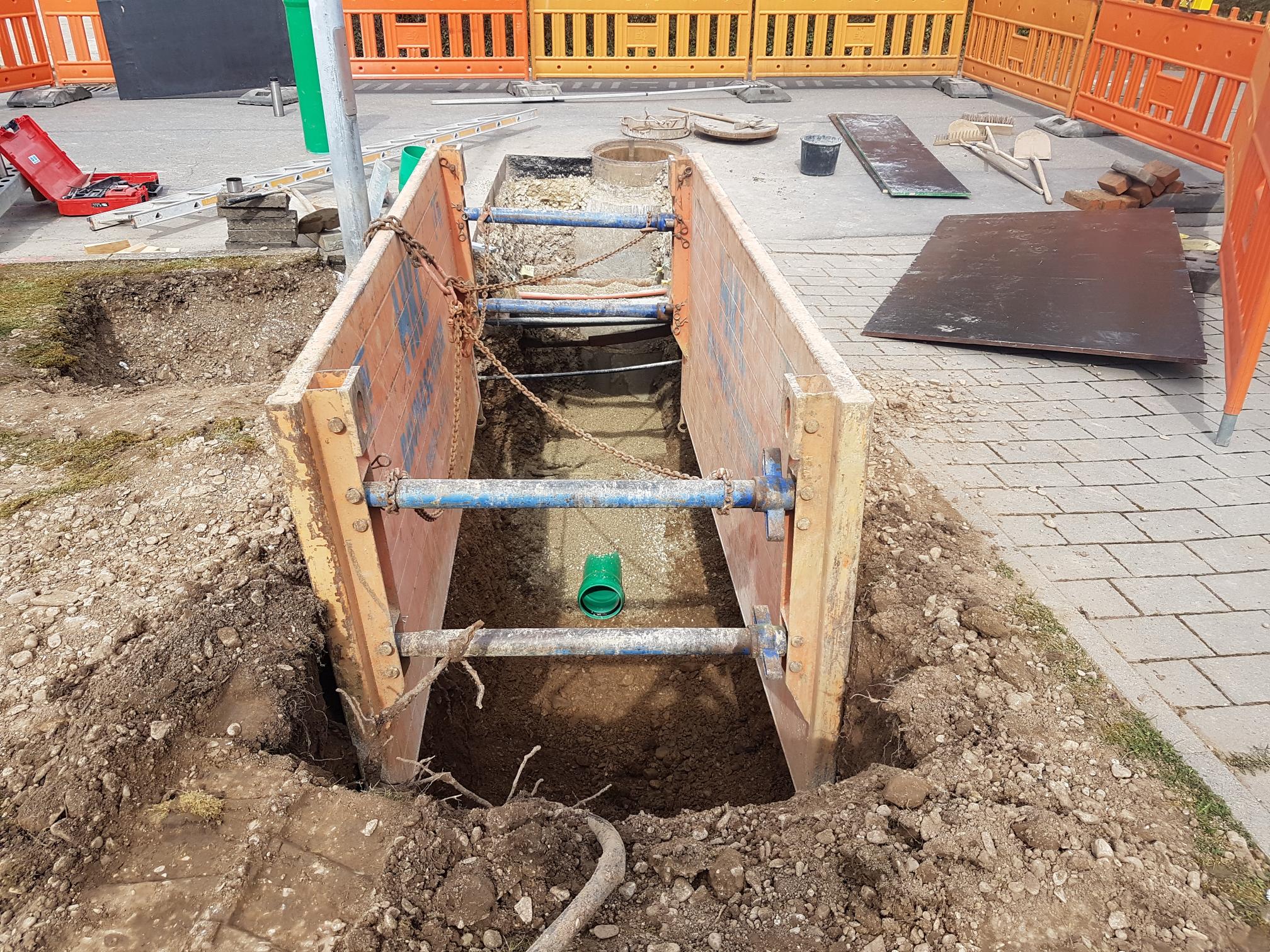 Abfluss-, Rohr- & Kanalsanierung am Haus